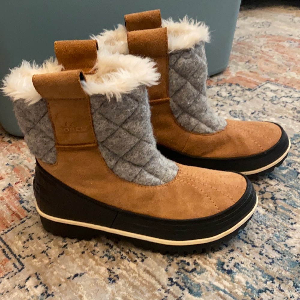 Women’s Sorel Boots!